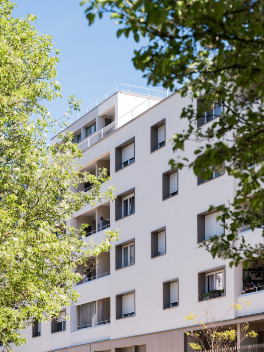Image d'un bâtiment du Clos du Lac à Dijon